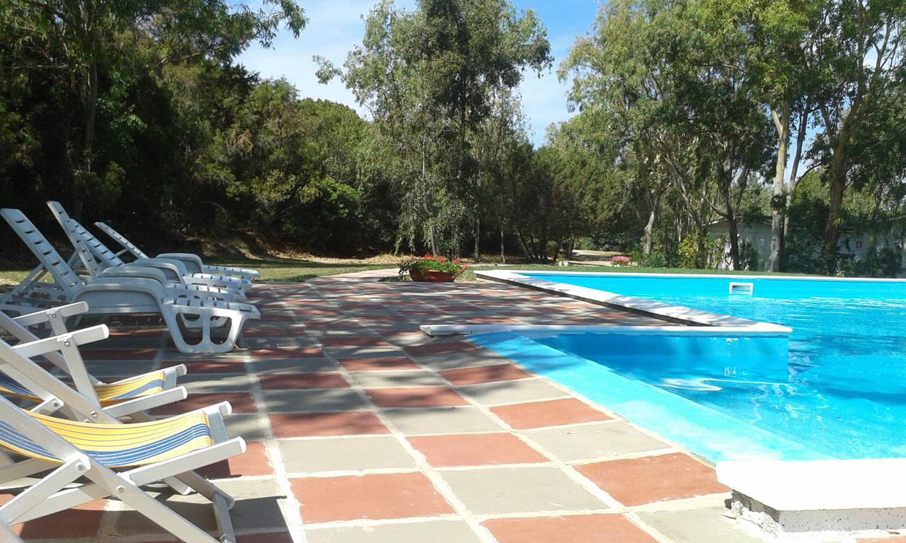 Camping Baia Paradiso Badesi Buitenkant foto